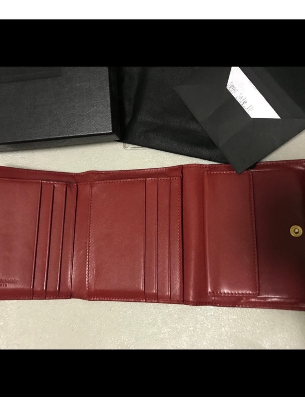 Saint Laurent Classic leather compact red wallet - Picture 3 of 7